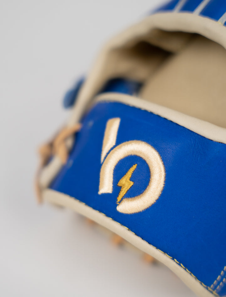 Bauer Outage "Breeze" Baseball Glove