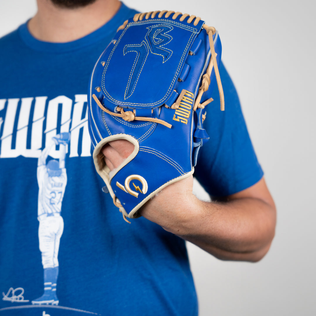 Bauer Outage "Breeze" Baseball Glove