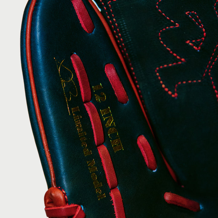 Bauer Outage "Leviathan" Limited Glove