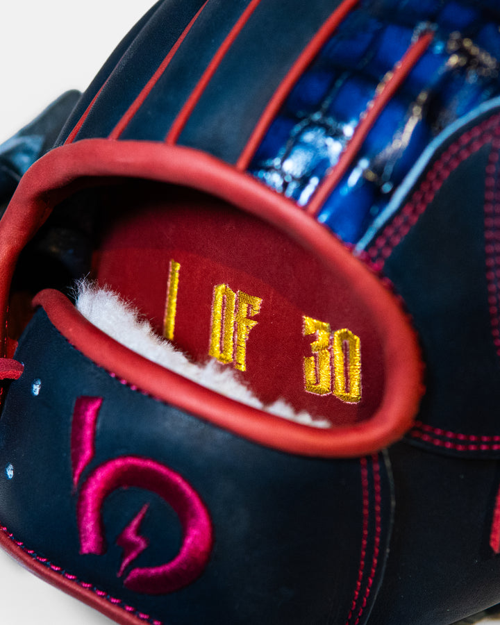 Bauer Outage "Leviathan" Limited Glove