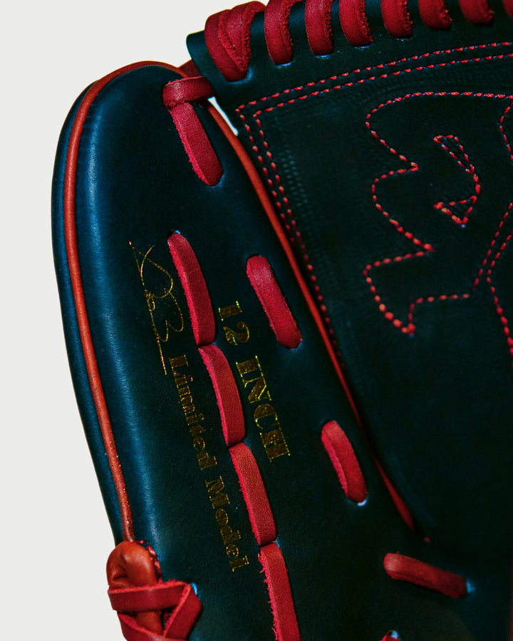 Bauer Outage "Leviathan" Limited Glove