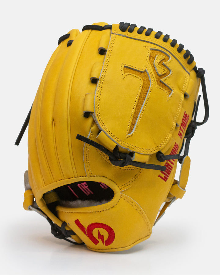 *SOLD OUT* Bauer Outage "Bolt" Limited Glove