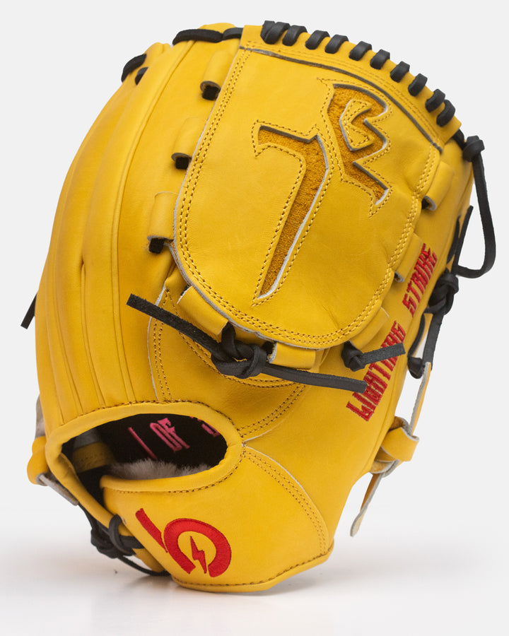 *SOLD OUT* Bauer Outage "Bolt" Limited Glove