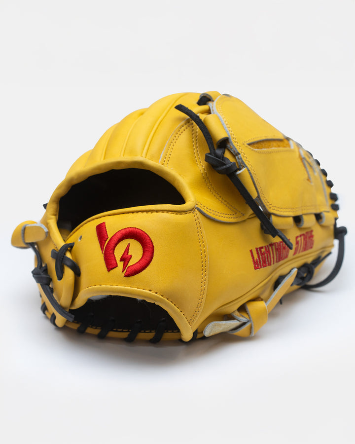 *SOLD OUT* Bauer Outage "Bolt" Limited Glove