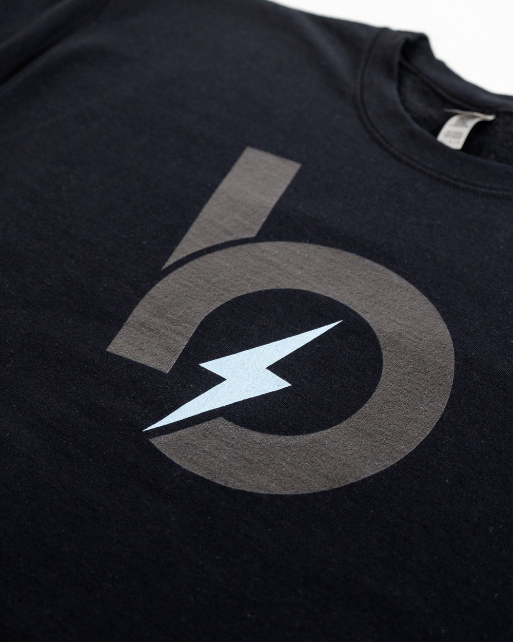 Up close image of Bauer Outage Crew neck print