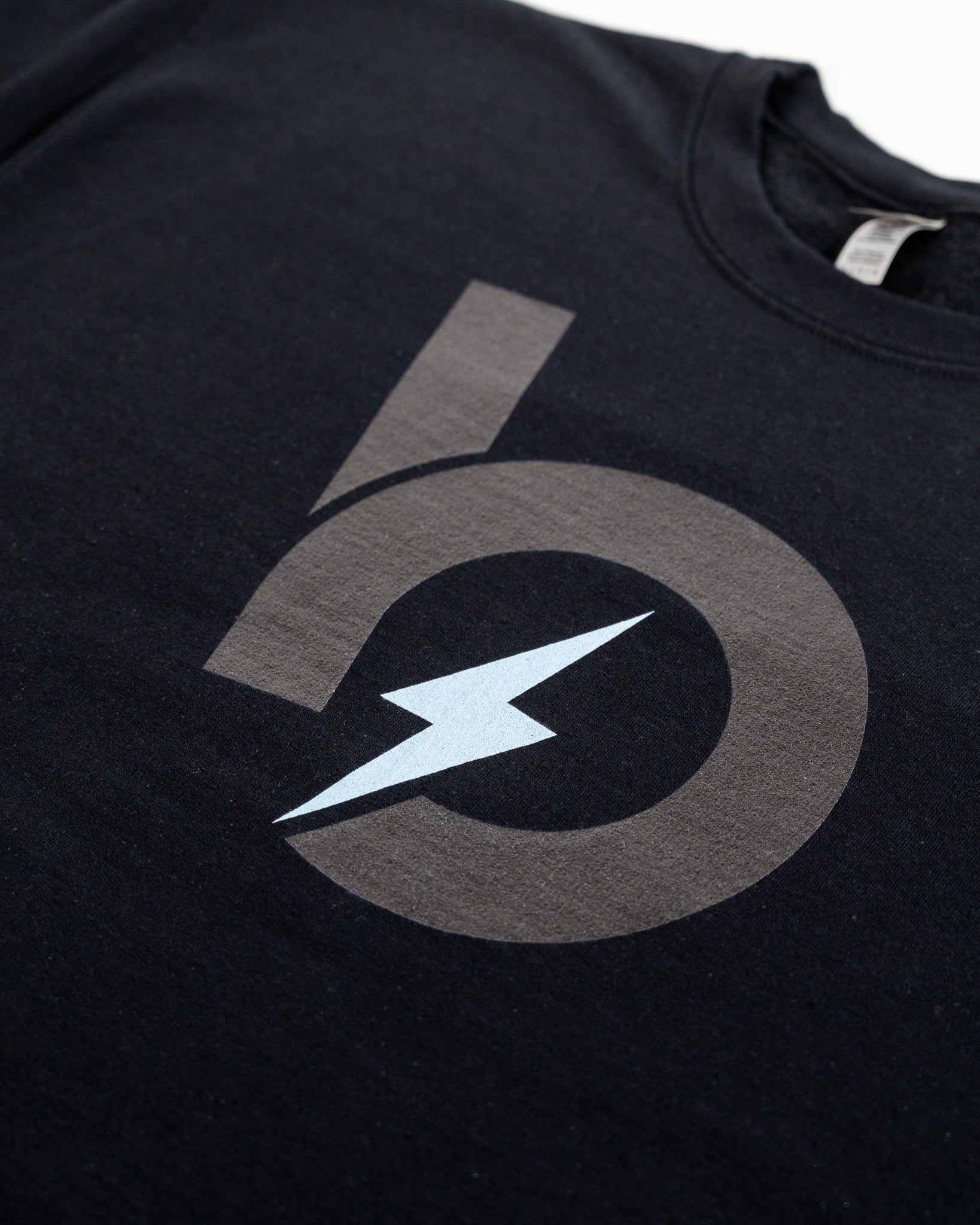 Up close image of Bauer Outage Crew neck print